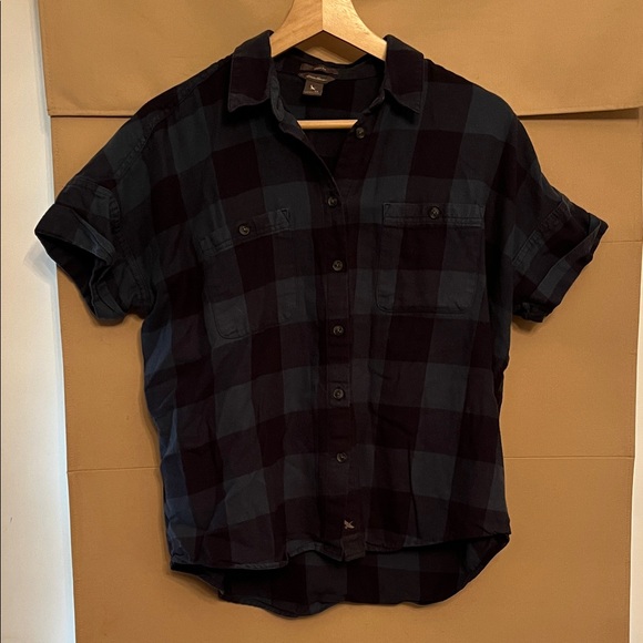 Eddie Bauer Blue Plaid Women's Button Down Shirt - Picture 4 of 4